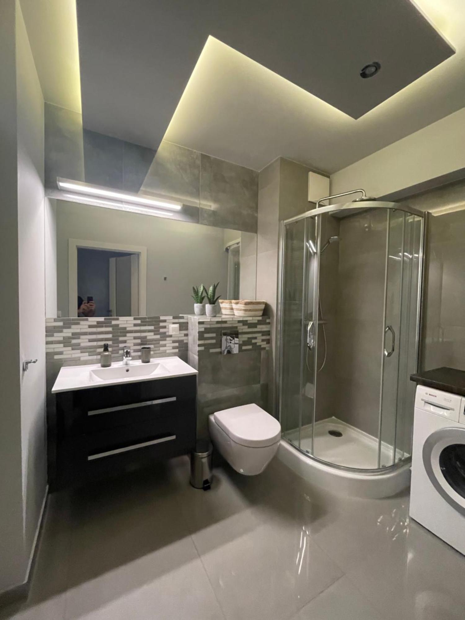 Wenecjanska Comfort Apartment, Free Parking, Self Check-In 24H 波兹南 外观 照片